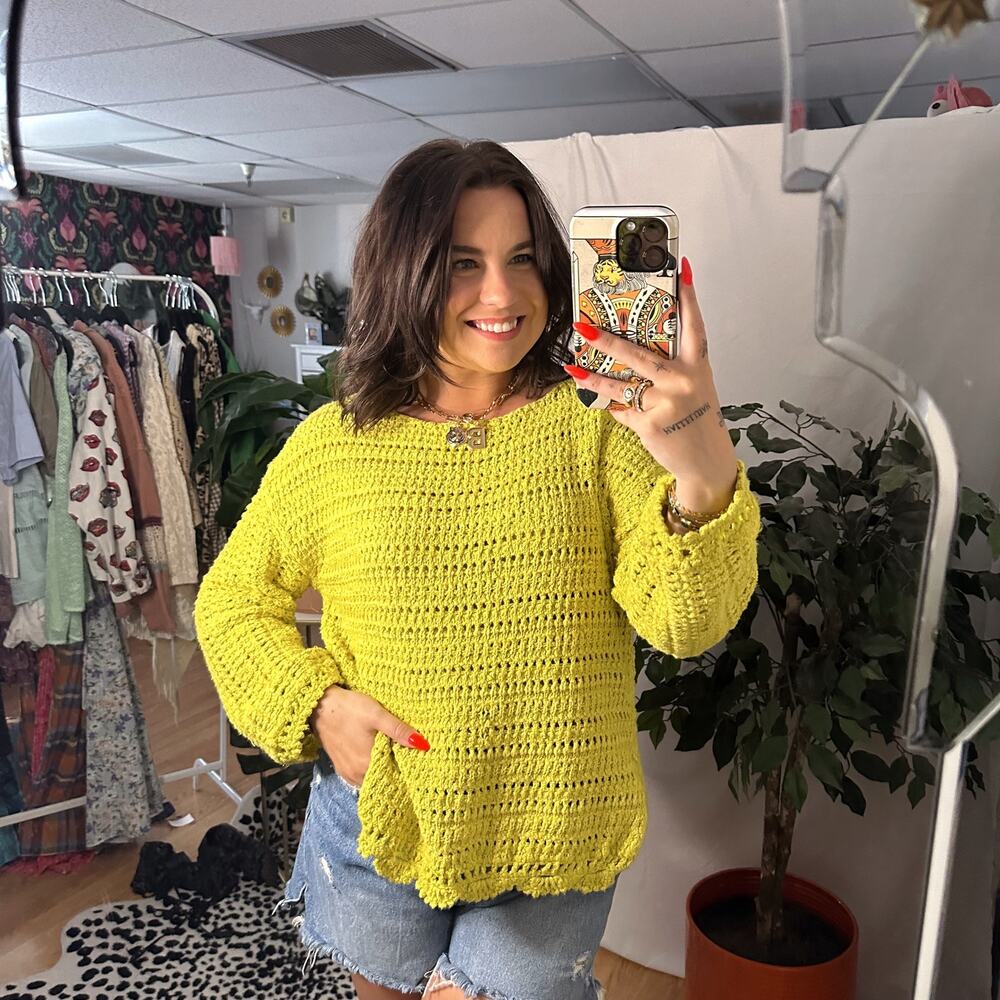 Anthropologie Knit Scalloped Cottagecore Sweater Yellow Size Small